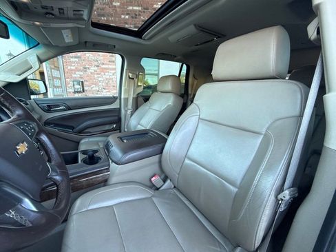 Used 2015 Chevrolet Tahoe LT image 12