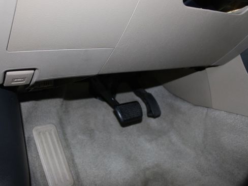 Used 2012 Toyota RAV4 FWD w/ Value Pkg image 8