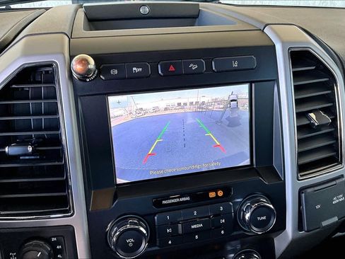 Used 2020 Ford F250 Lariat w/ Lariat Ultimate Package image 28