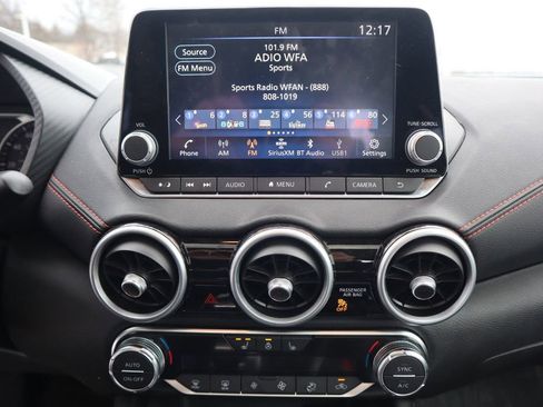 Certified 2025 Nissan Sentra SR w/ SR Premium Package image 17