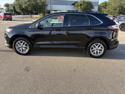 Used 2024 Ford Edge SEL w/ Convenience Package image 5
