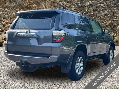 Used 2022 Toyota 4Runner SR5 AWD/4WD image 2