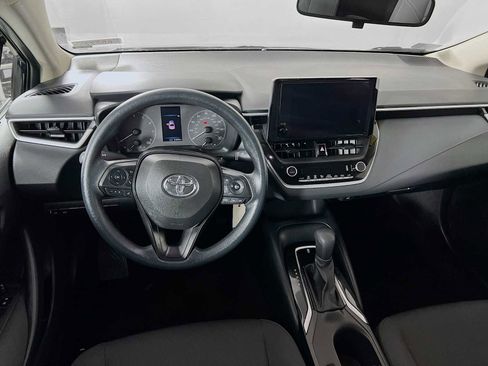 Used 2023 Toyota Corolla LE image 21