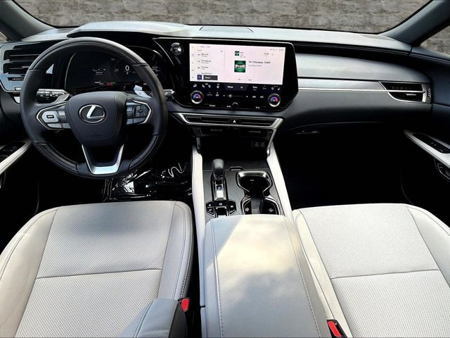 Used 2026 Lexus RX 350h w/ Kick Snesor w/ Tow Package AWD/4WD image 9