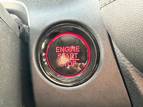 Used 2024 Honda HR-V LX image 11
