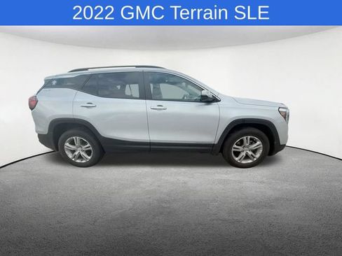 Used 2022 GMC Terrain SLE w/ Driver Convenience Package AWD/4WD image 15
