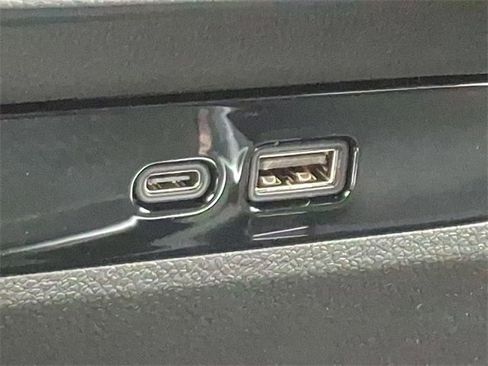 New 2026 Buick Enclave Sport Touring w/ Super Cruise Package image 16