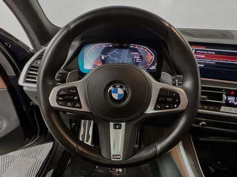 Used 2023 BMW X5 xDrive40i w/ M Sport Package image 18