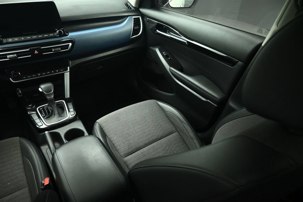 Certified 2022 Kia Seltos S FWD image 47