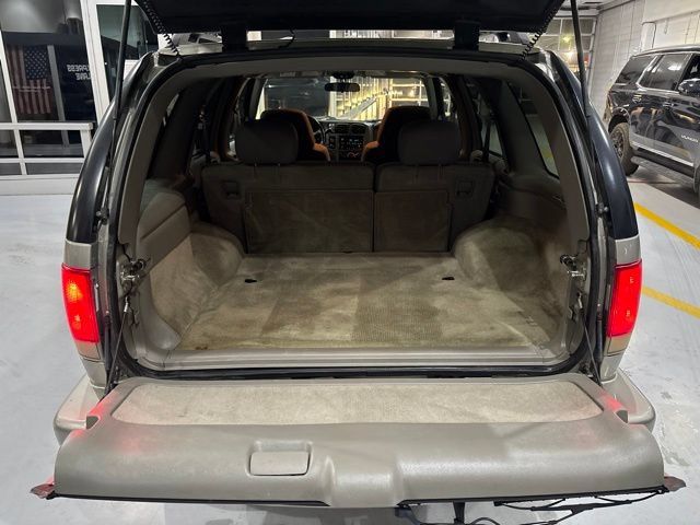 Used 2004 Chevrolet Blazer LS w/ Preferred Equipment Group AWD/4WD image 21