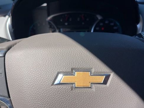 Used 2019 Chevrolet Traverse LT image 33