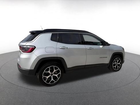 Used 2025 Jeep Compass Limited AWD/4WD image 14