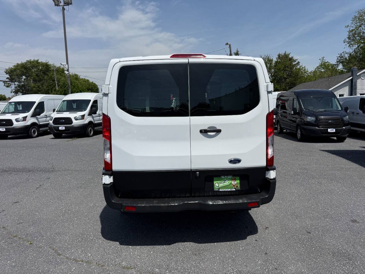 Used 2019 Ford Transit 250 130 Low Roof w/ Exterior Upgrade Package RWD image 31