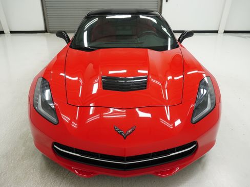 Used 2015 Chevrolet Corvette Stingray Coupe w/ ZF1 Appearance Package RWD image 2