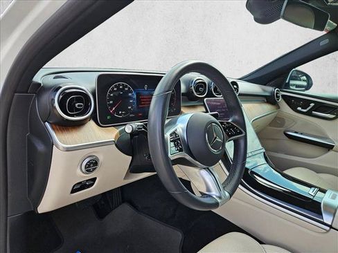 Used 2024 Mercedes-Benz C 300 Sedan image 9