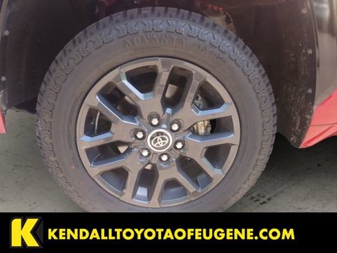 Used 2023 Toyota Tundra Platinum AWD/4WD image 14