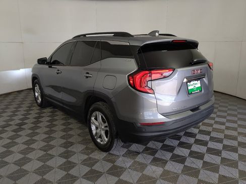 Used 2018 GMC Terrain SLE w/ Driver Convenience Package FWD image 5