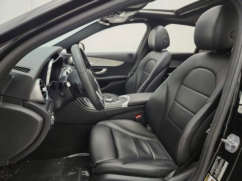 Used 2019 Mercedes-Benz C 300 Sedan image 13