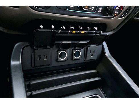 Used 2017 GMC Sierra 3500 Denali w/ Duramax Plus Package image 16