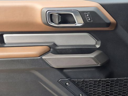 Used 2022 Ford Bronco Outer Banks image 27