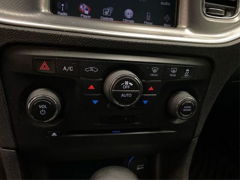 Used 2011 Dodge Charger Rallye image 28