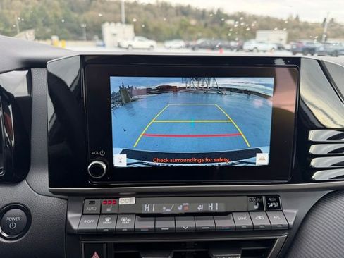 Certified 2025 Toyota Camry SE image 28