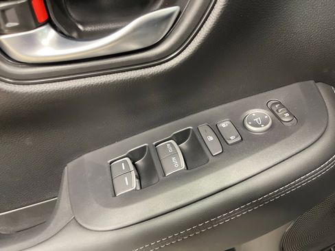 New 2026 Honda HR-V EX-L image 14