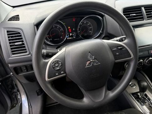Used 2024 Mitsubishi Outlander Sport ES AWD/4WD image 18