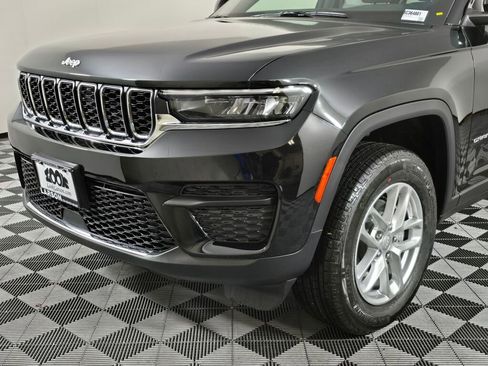New 2025 Jeep Grand Cherokee Laredo X image 11
