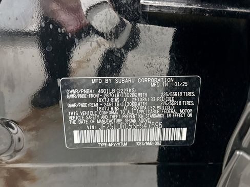 Used 2025 Subaru Forester Limited AWD/4WD image 27
