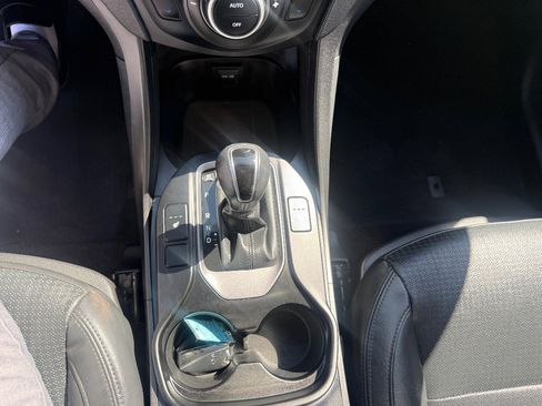 Used 2015 Hyundai Santa Fe Sport 2.0T FWD image 28