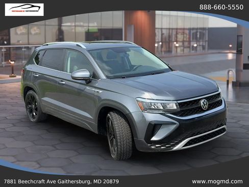 Used 2022 Volkswagen Taos SE FWD image 3