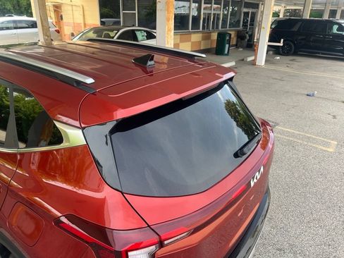 Certified 2024 Kia Seltos S AWD/4WD image 38