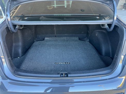 Used 2025 Toyota Corolla SE image 34