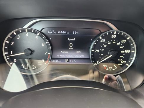 Used 2022 Nissan Frontier SV w/ Technology Package RWD image 14