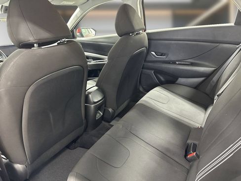 Certified 2024 Hyundai Elantra SEL FWD image 16