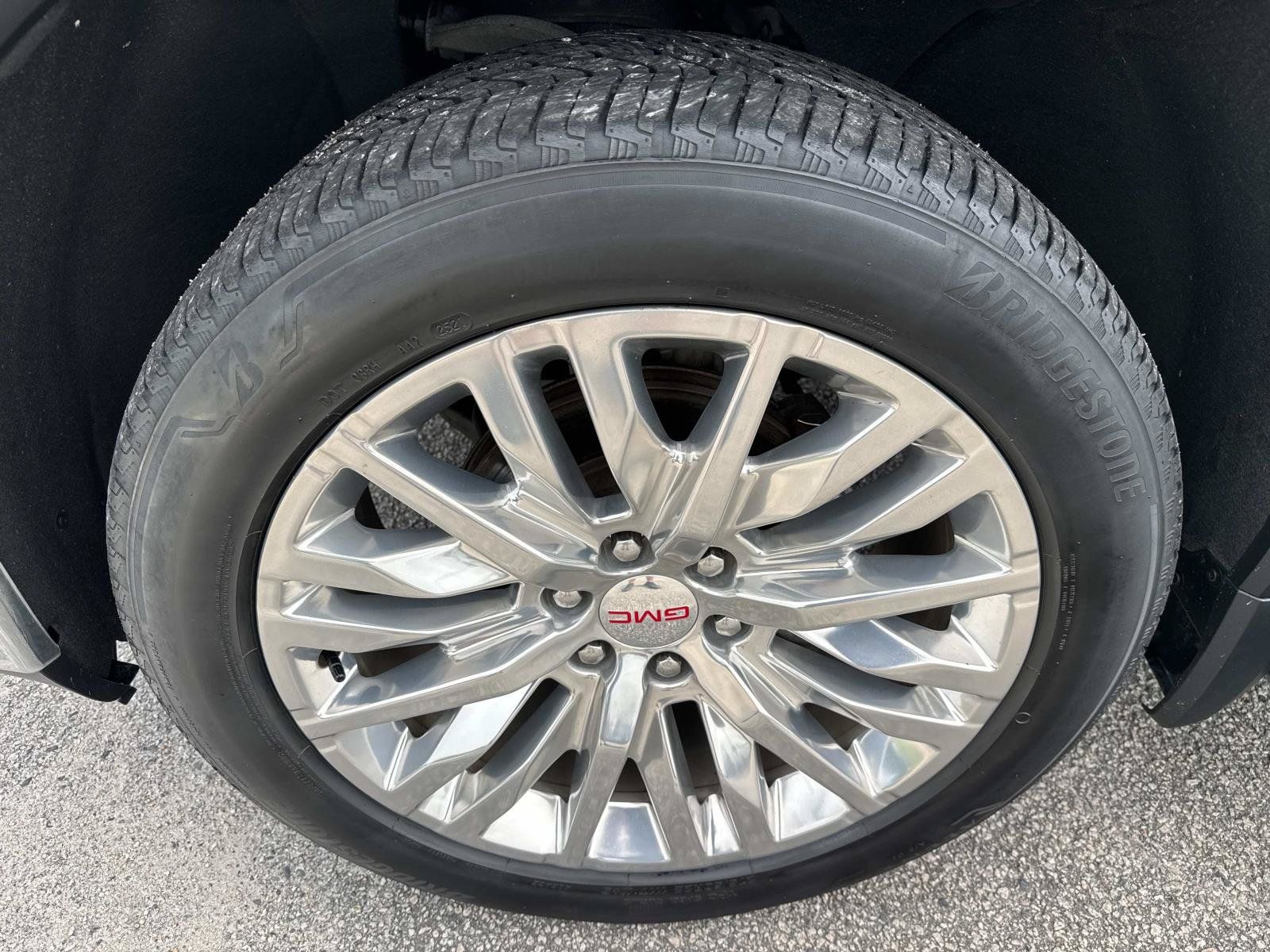 Used 2021 GMC Sierra 1500 SLT w/ SLT Premium Package AWD/4WD image 11