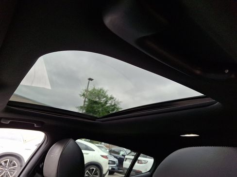 Used 2023 Kia Stinger GT2 image 14