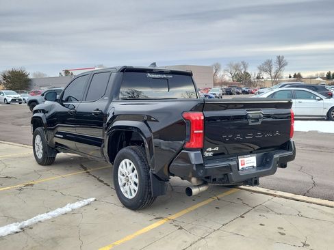 Certified 2024 Toyota Tacoma SR5 image 3