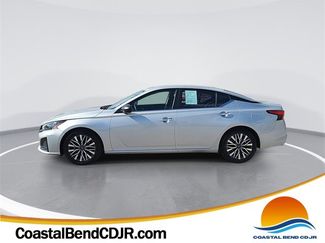 Used 2024 Nissan Altima 2.5 SV video 1