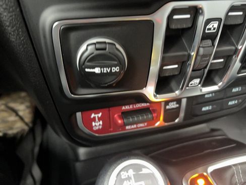 New 2026 Jeep Gladiator Sport image 44