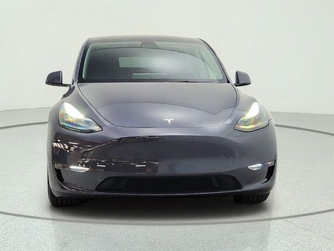 Used 2023 Tesla Model Y Performance AWD/4WD image 2