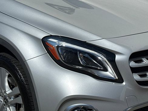 Used 2018 Mercedes-Benz GLA 250 4MATIC image 10
