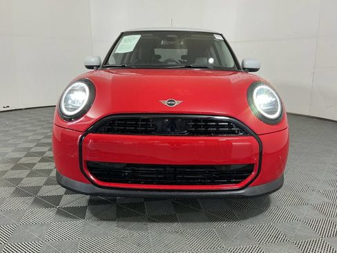 Certified 2025 MINI Cooper 2-Door Hardtop FWD image 3