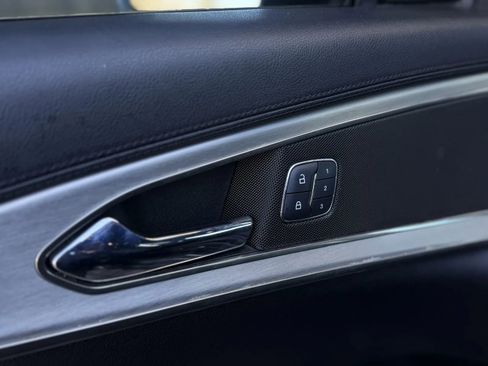 Used 2016 Lincoln MKX Premiere image 23