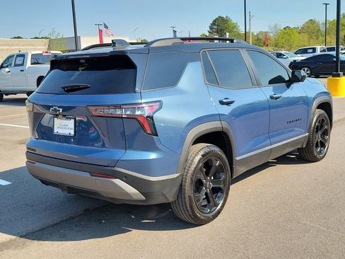 Used 2026 Chevrolet Equinox LT w/ Convenience Package II image 3