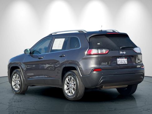 Used 2019 Jeep Cherokee Latitude Plus image 6