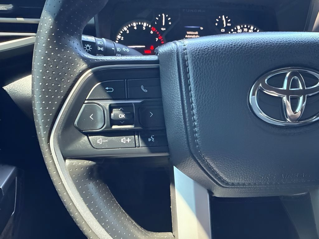 Used 2025 Toyota Tundra SR5 AWD/4WD image 13
