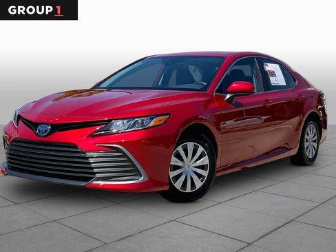 Used 2023 Toyota Camry LE FWD image 1