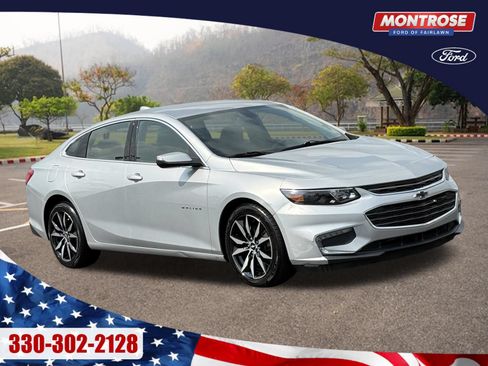 Used 2017 Chevrolet Malibu LT FWD image 1
